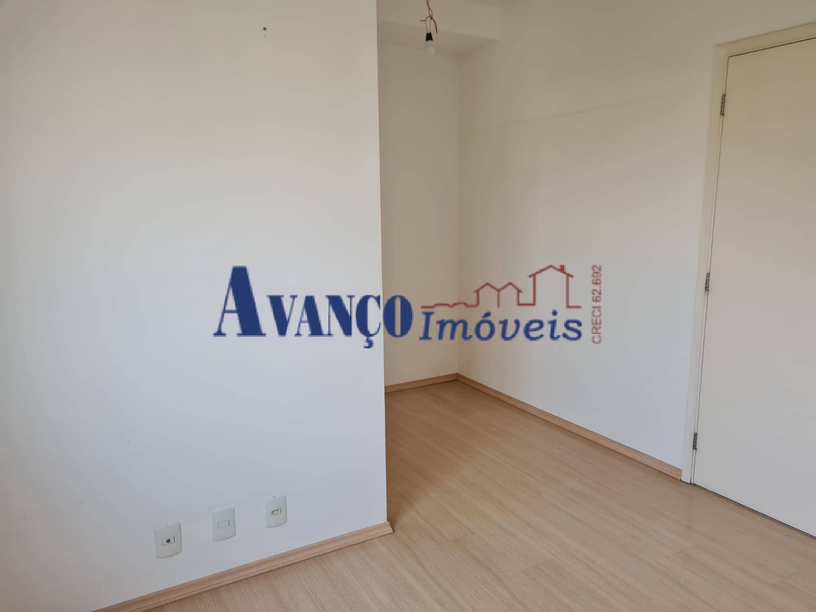 Apartamento à venda com 2 quartos, 64m² - Foto 11