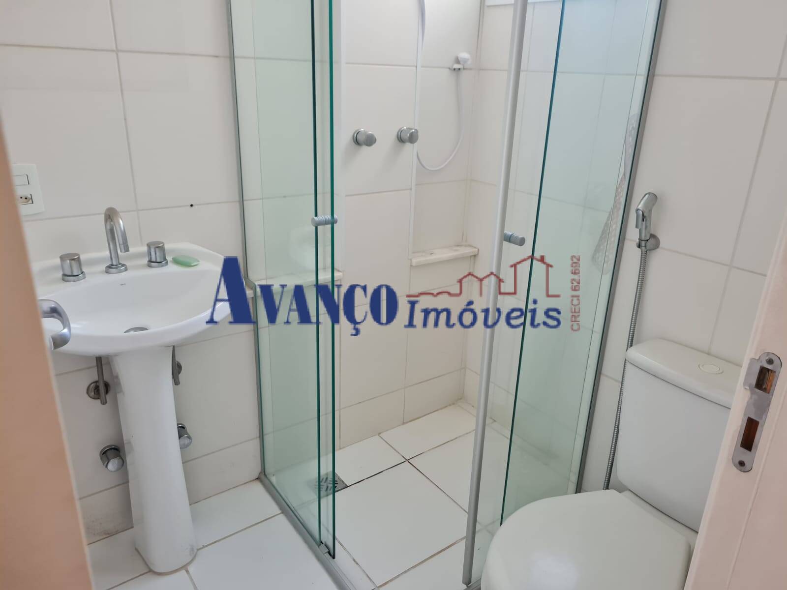 Apartamento à venda com 2 quartos, 64m² - Foto 16