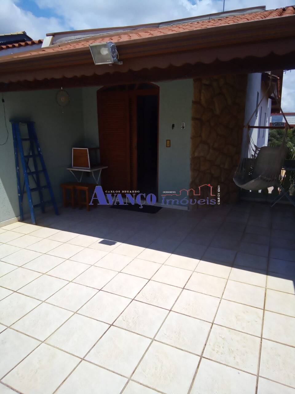 Casa à venda e aluguel com 3 quartos, 156m² - Foto 15