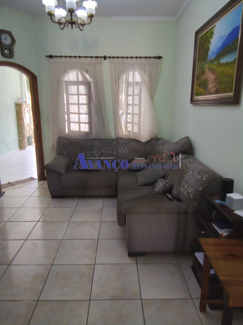 Casa à venda e aluguel com 3 quartos, 156m² - Foto 1