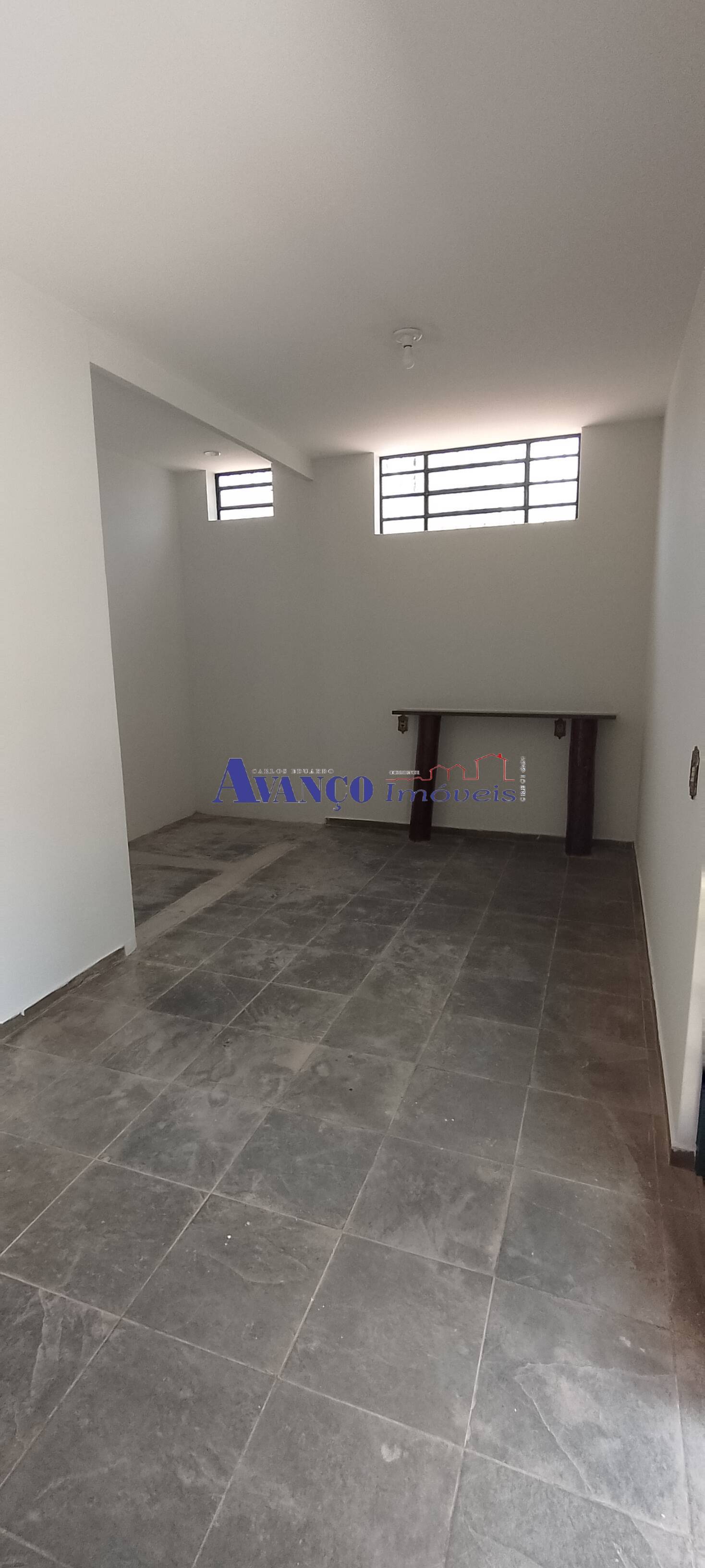 Casa para alugar com 1 quarto, 40m² - Foto 4