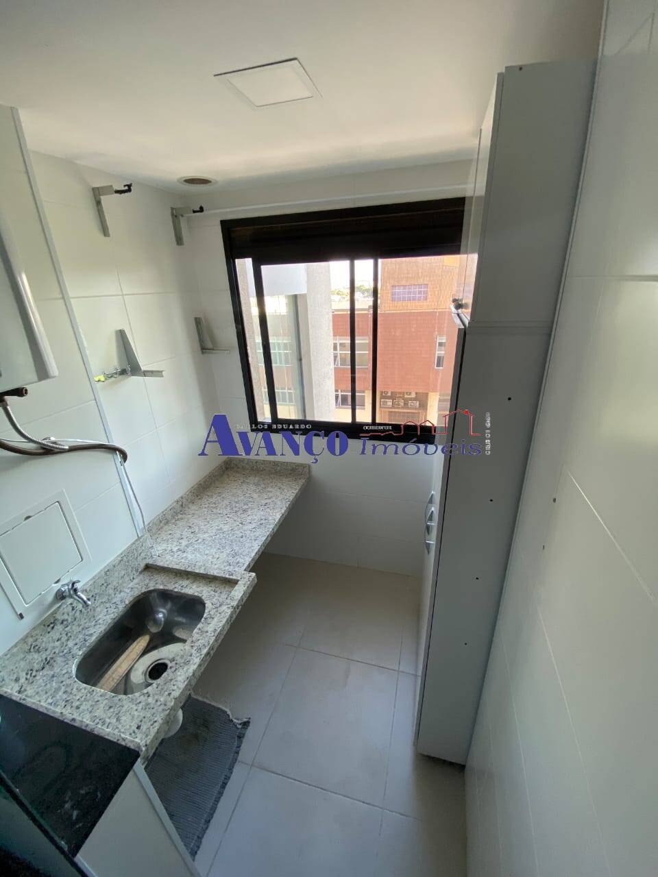 Apartamento à venda com 3 quartos, 121m² - Foto 8