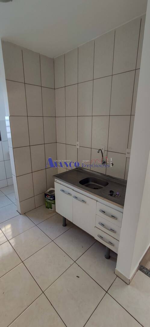 Apartamento para alugar com 2 quartos, 50m² - Foto 9