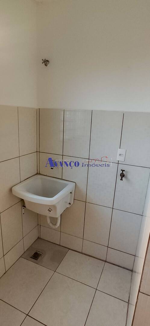 Apartamento para alugar com 2 quartos, 50m² - Foto 11