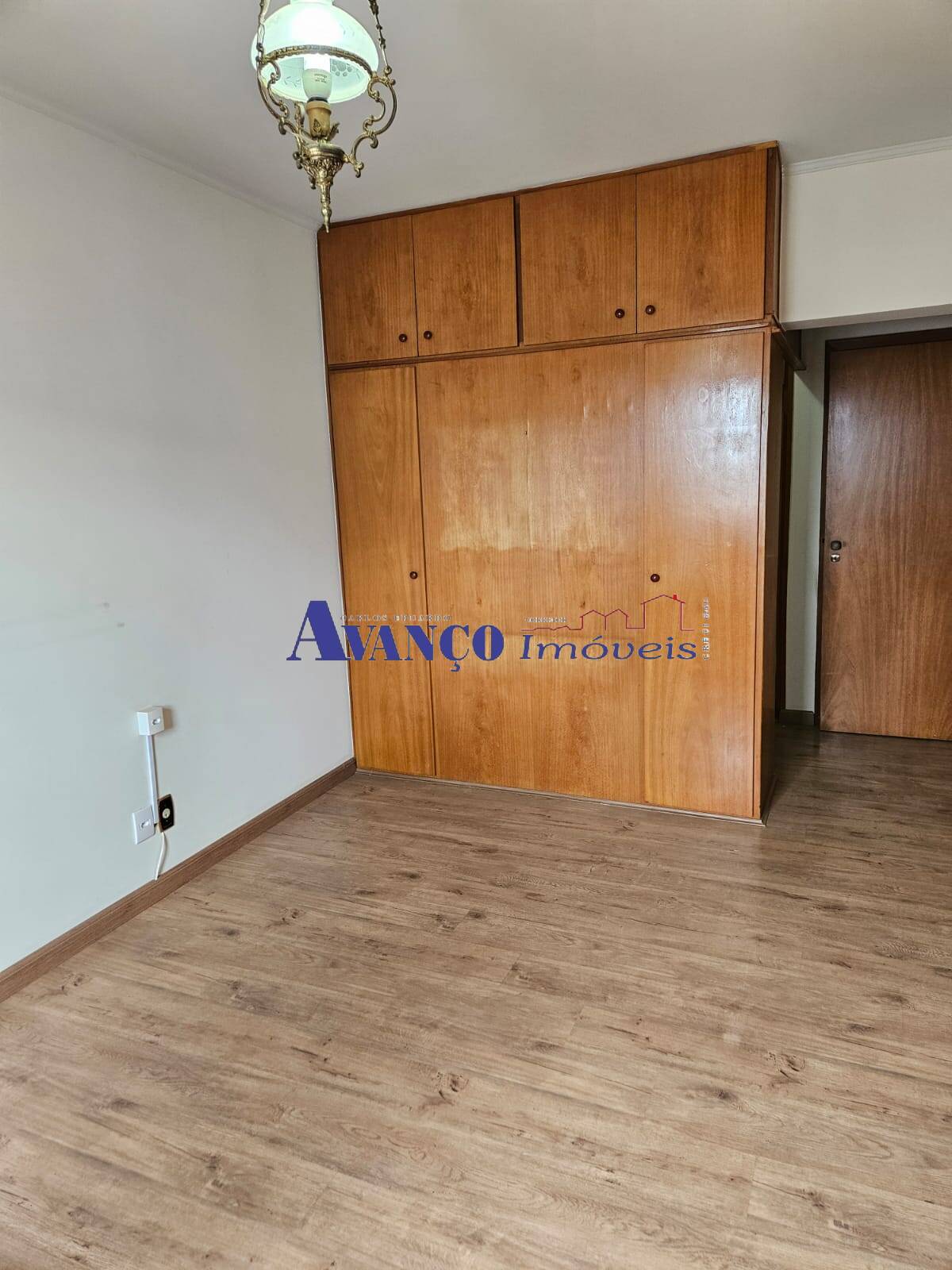 Apartamento para alugar com 3 quartos, 240m² - Foto 16