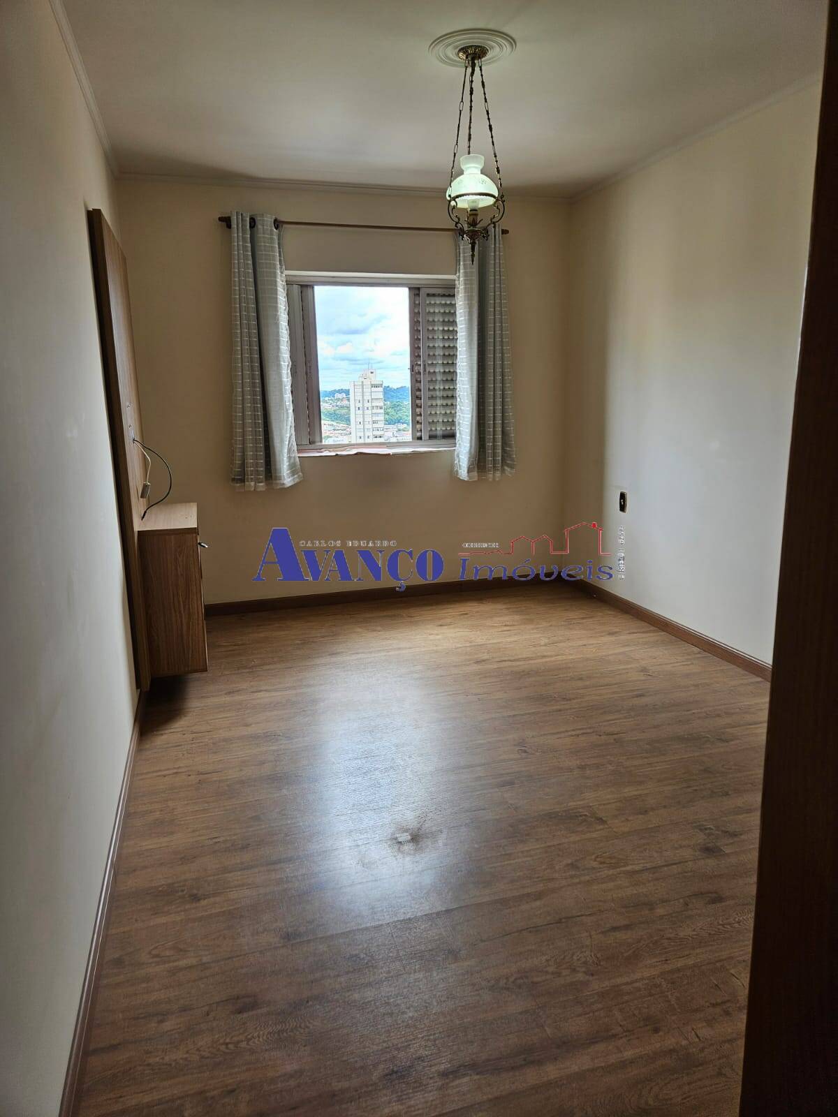 Apartamento para alugar com 3 quartos, 240m² - Foto 17