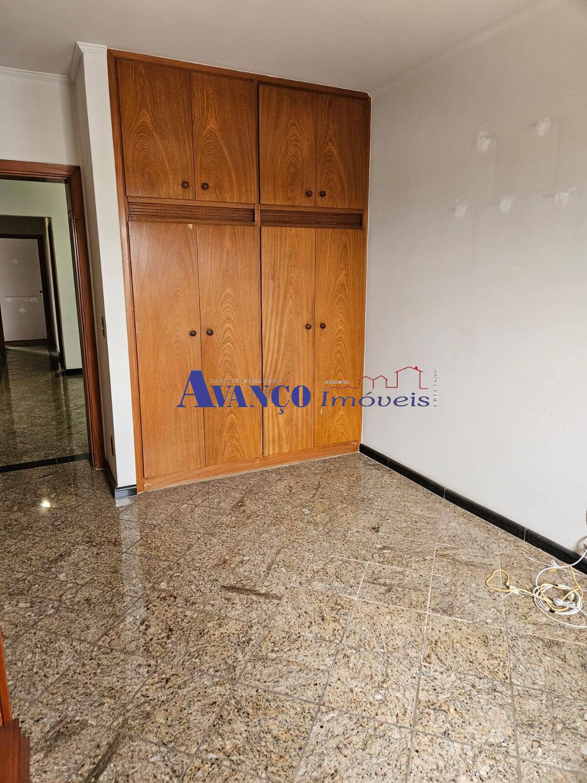 Apartamento para alugar com 3 quartos, 240m² - Foto 20