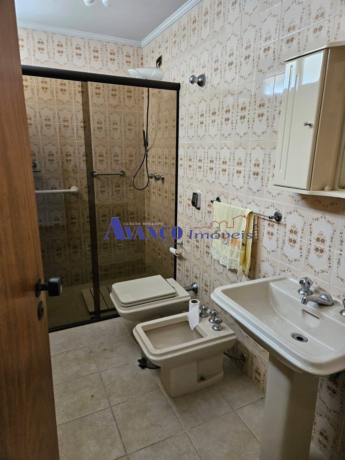 Apartamento para alugar com 3 quartos, 240m² - Foto 25