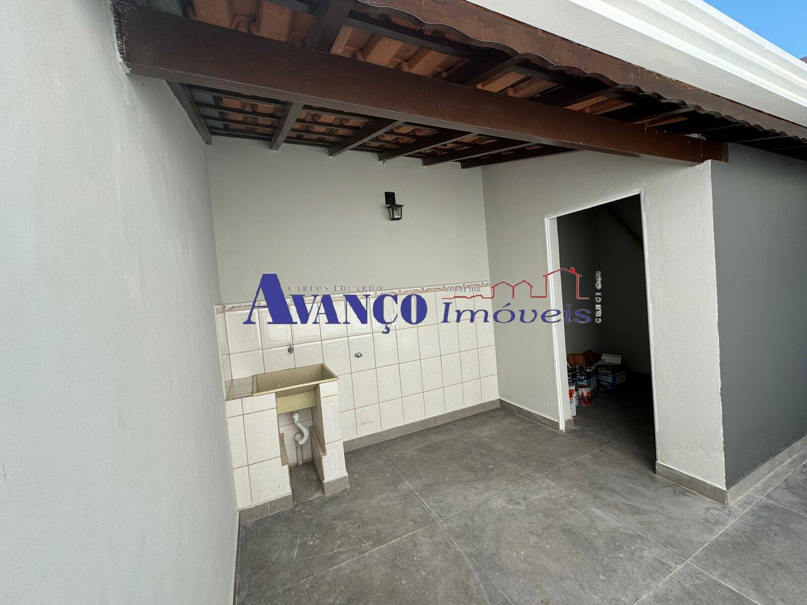 Casa para alugar com 2 quartos, 100m² - Foto 15