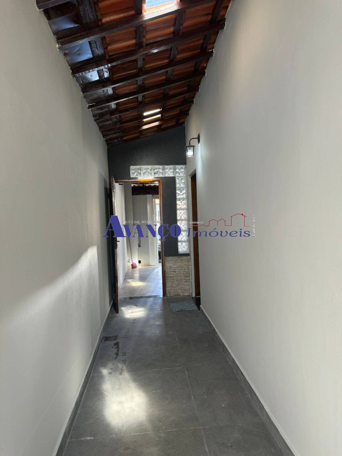 Casa para alugar com 2 quartos, 100m² - Foto 13