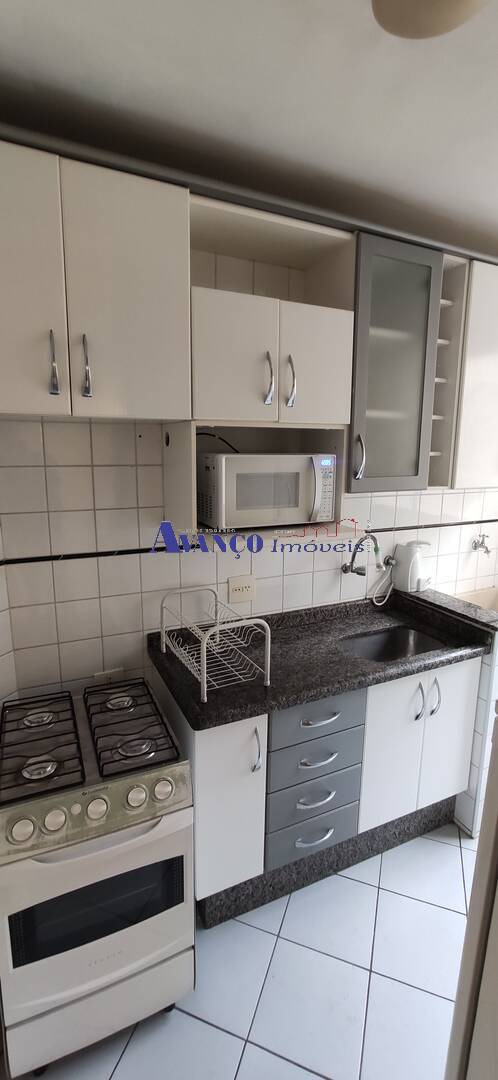 Apartamento para alugar com 2 quartos, 55m² - Foto 4