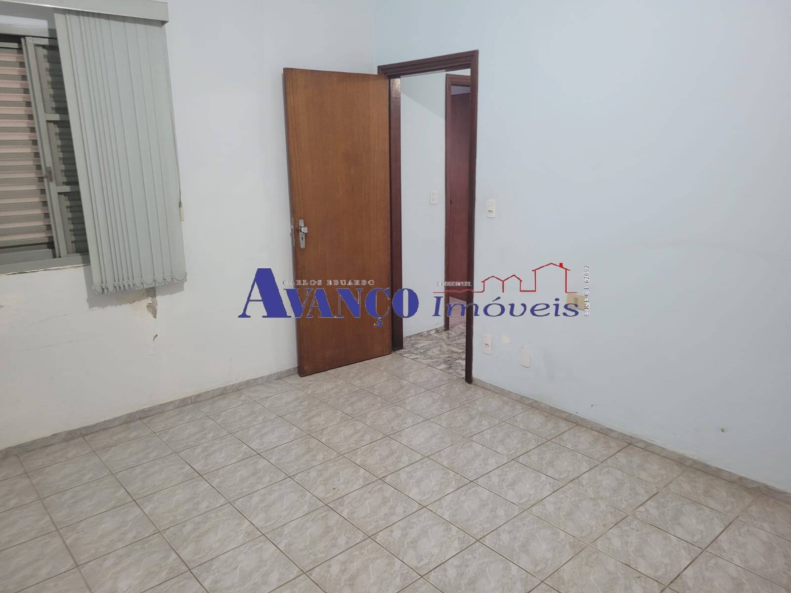 Casa à venda com 2 quartos, 100m² - Foto 9